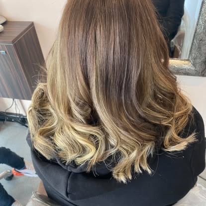 Long glossy waves